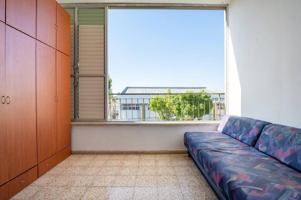 דירות Qiryat Ata דירת אירוח גדולה ונחמדה מראה חיצוני תמונה